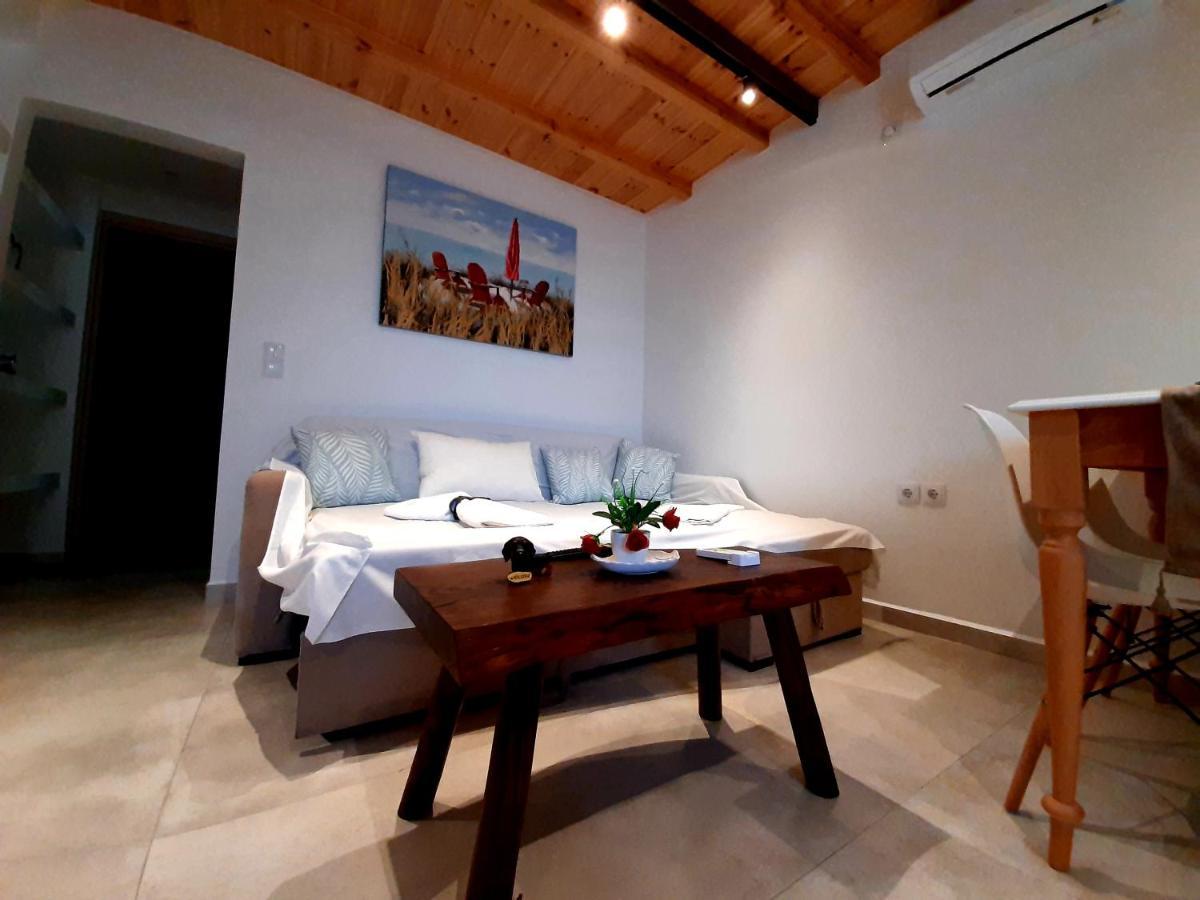 Blue View Villa Apartment #3 With Jacuzzi Parasporos Zewnętrze zdjęcie