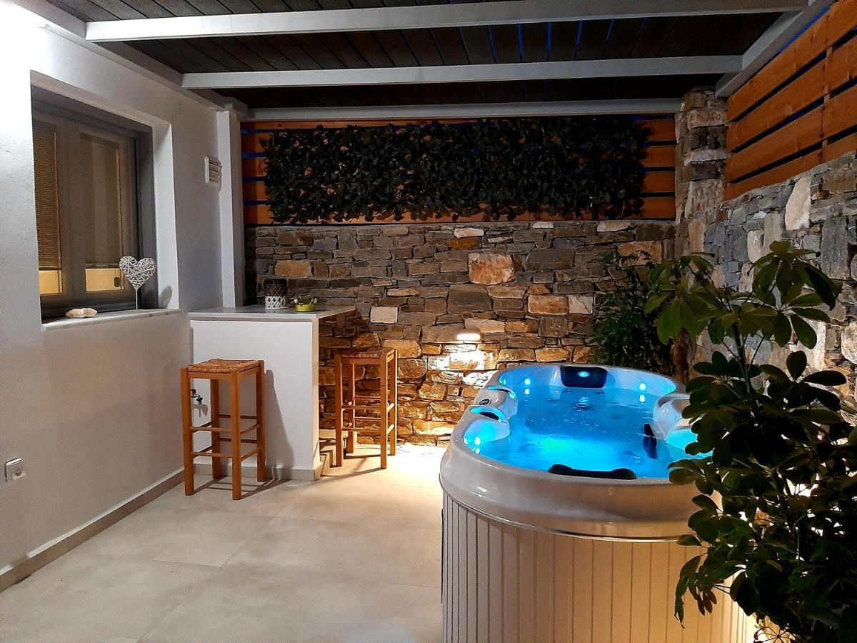Blue View Villa Apartment #3 With Jacuzzi Parasporos Zewnętrze zdjęcie