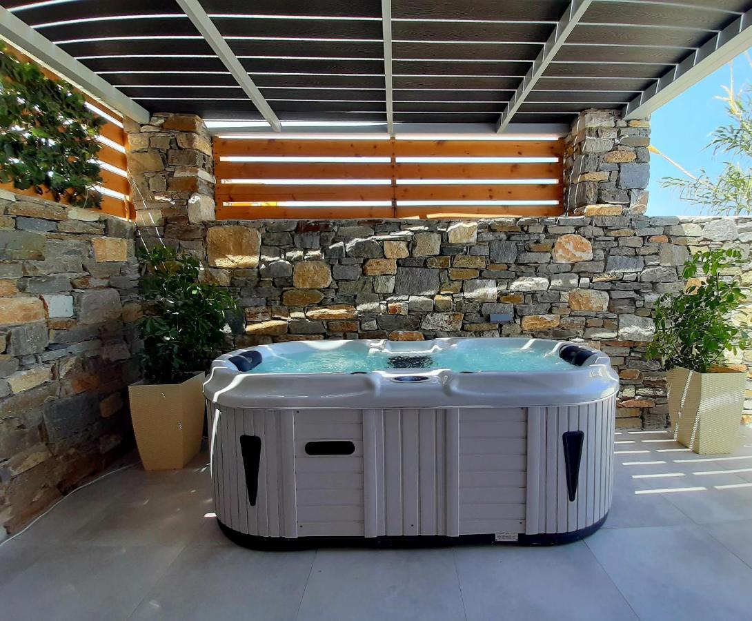 Blue View Villa Apartment #3 With Jacuzzi Parasporos Zewnętrze zdjęcie